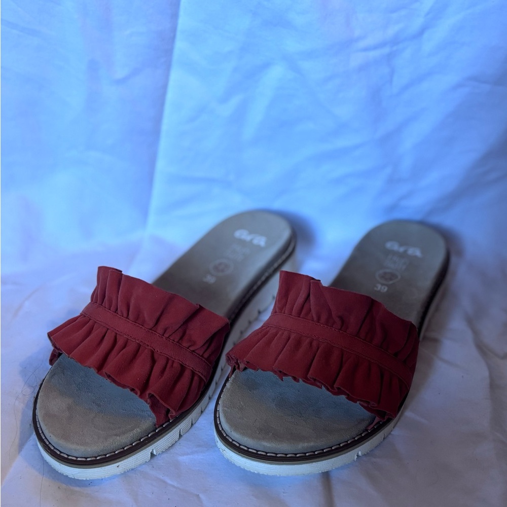 Ara Red Ruffled Slide Sandals